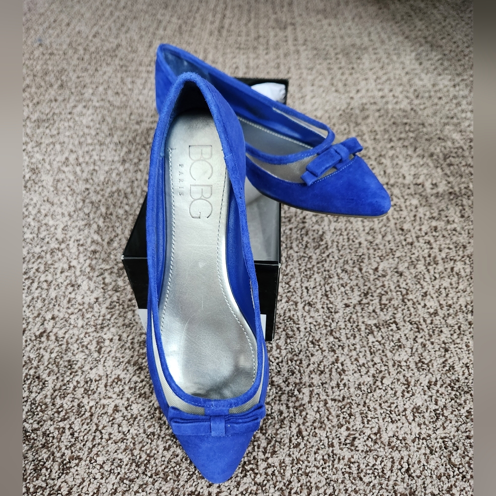 BCBG Zarine Sodalite Size 8